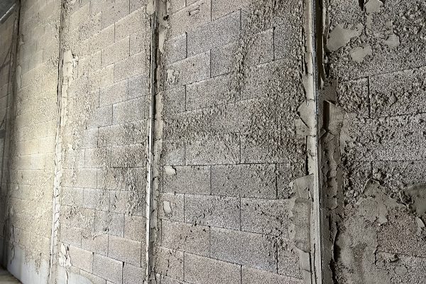 Veiksmīgi realizēts apmetuma projekts tirdzniecības centrā “SOLO” Cēsīs